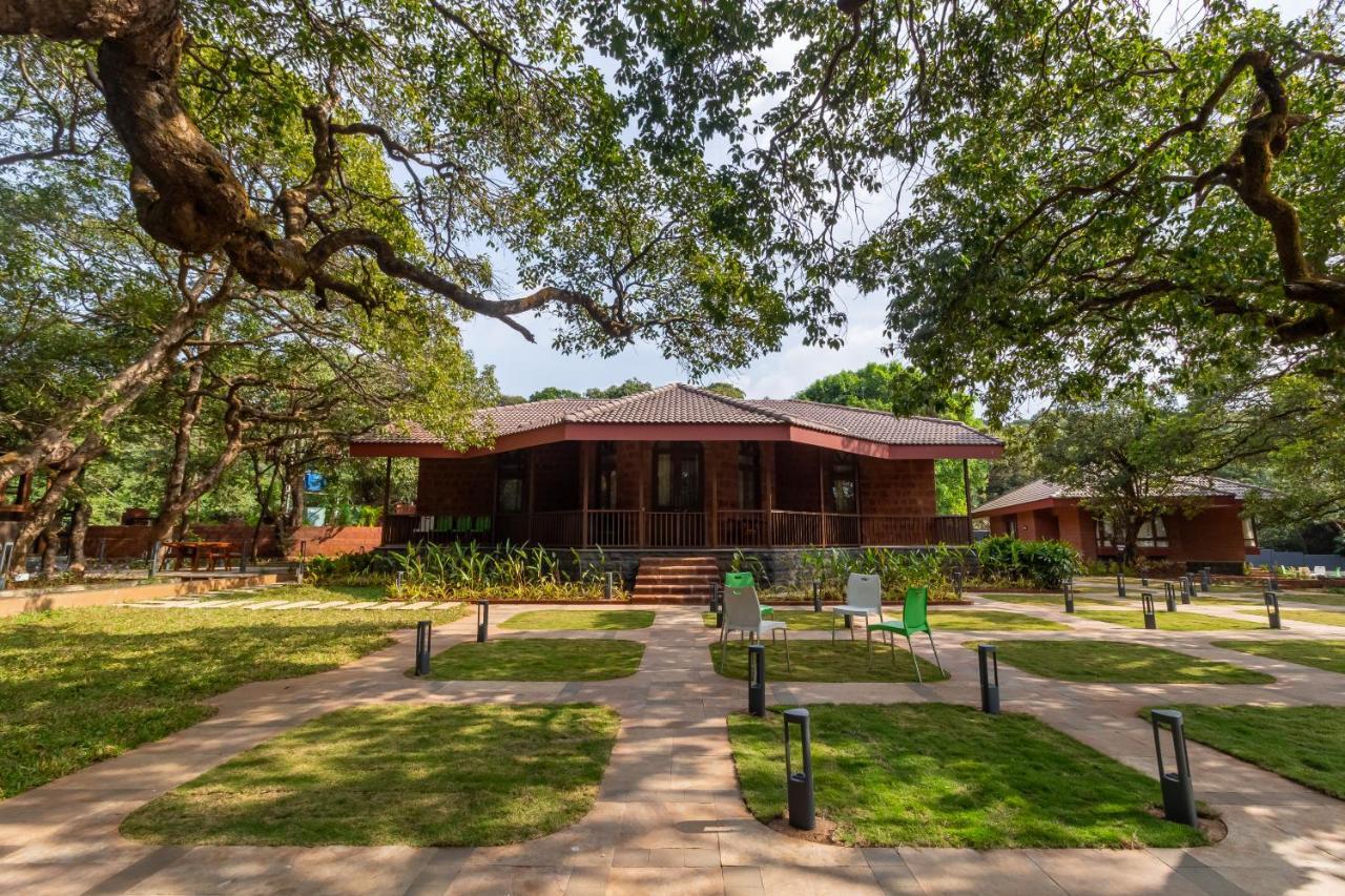 R R Heritage Resort Pure Vegetarian Mahābaleshwar Extérieur photo