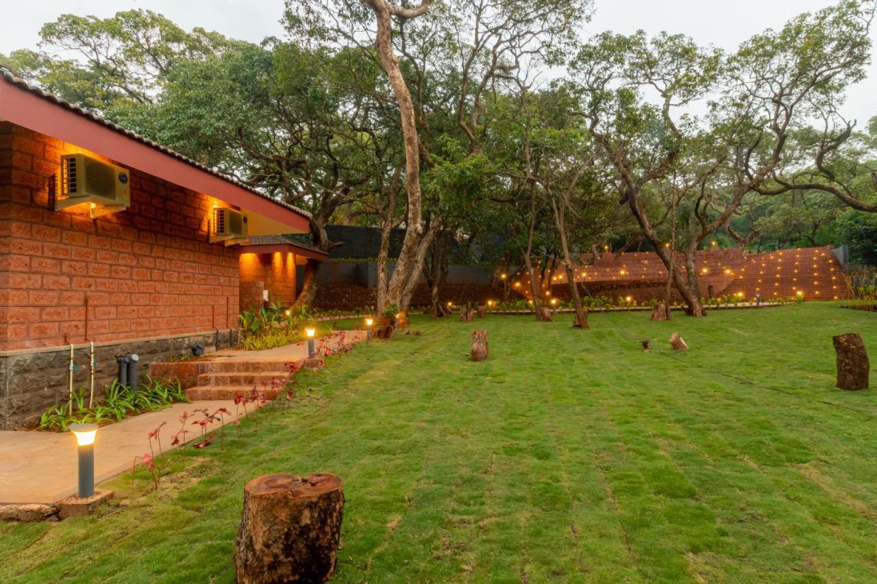 R R Heritage Resort Pure Vegetarian Mahābaleshwar Extérieur photo