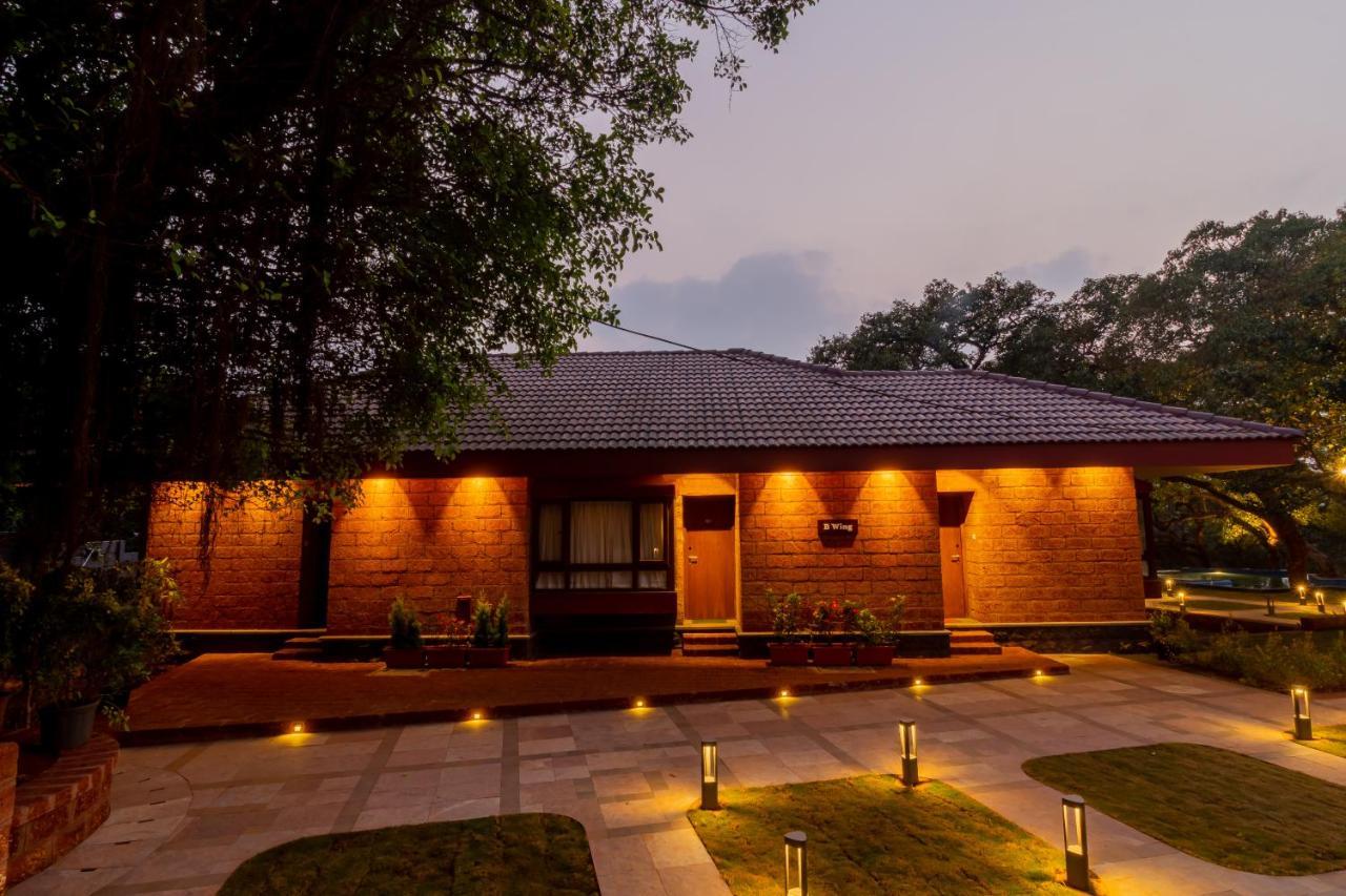 R R Heritage Resort Pure Vegetarian Mahābaleshwar Extérieur photo