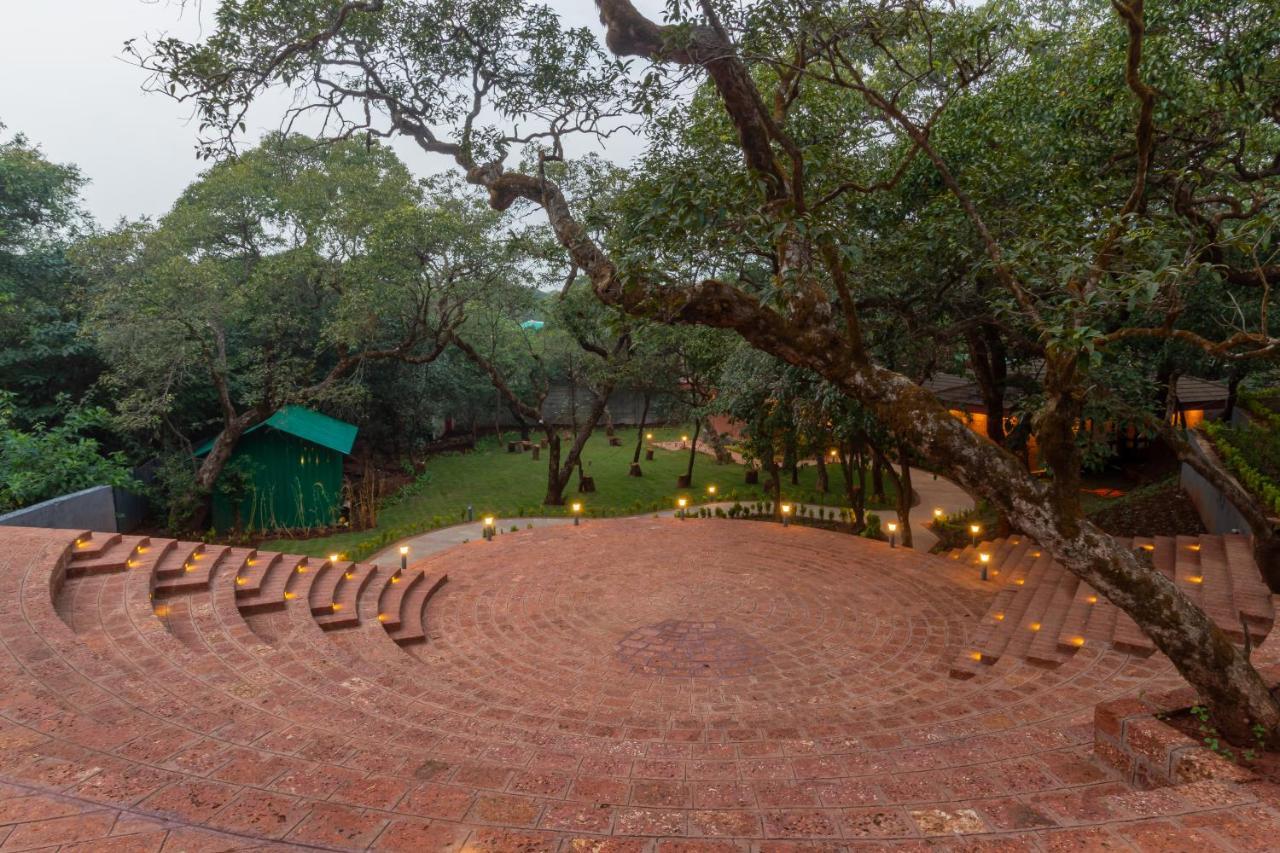 R R Heritage Resort Pure Vegetarian Mahābaleshwar Extérieur photo
